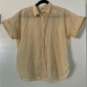 Uniqlo Pale Yellow Short-Sleeve Button-Down Shirt